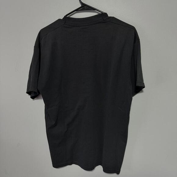 Victoria Canada black wolf graphic tee Size L #graphictee - Picture 4 of 4